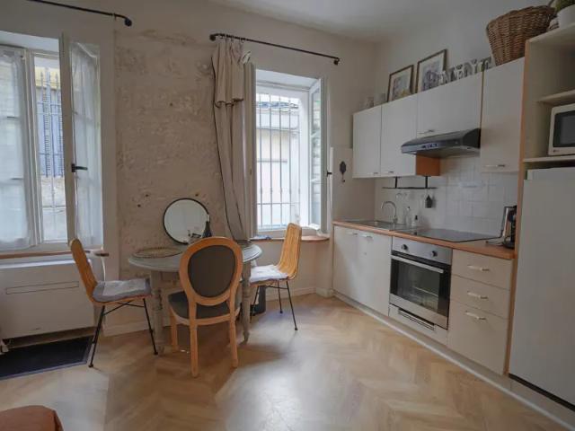 Location Appartement Rue de la Campane, Avignon
