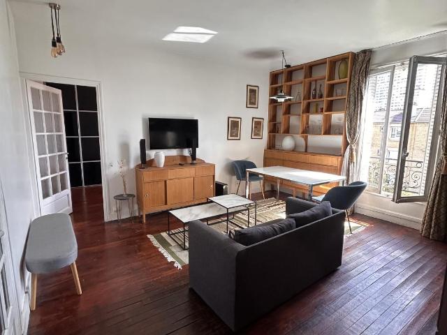 Location Appartement Rue de la Chapelle, Paris
