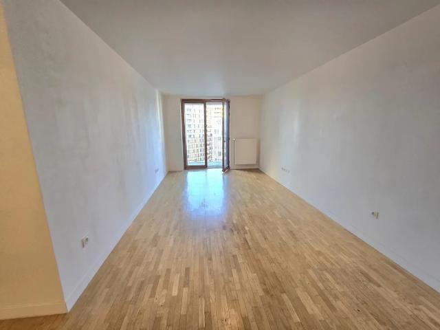 Location Appartement Rue de la Chapelle, Paris