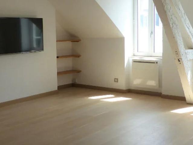 Location Appartement Rue de la Charpenterie, Orléans