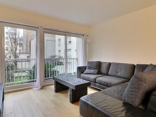 Location Appartement Rue de la Chine, Paris