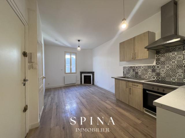 Location Appartement Rue de la Citadelle, Béziers
