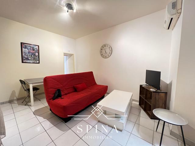 Location Appartement Rue de la Citadelle, Béziers