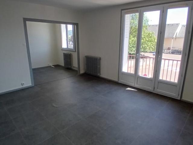 Location Appartement Rue de la Croix Blanche, Autun