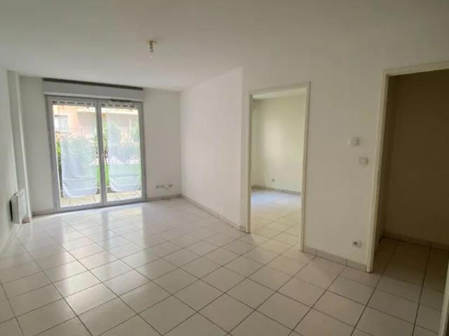 Location Appartement Rue de la Croix Rouge, Limoges