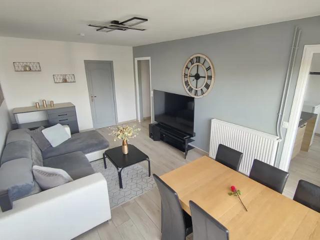 Location Appartement Rue de la Batardière, Saint Jean de la Ruelle