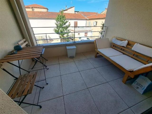 Location Appartement Rue de la Barbandiére, Saint Symphorien d'Ozon