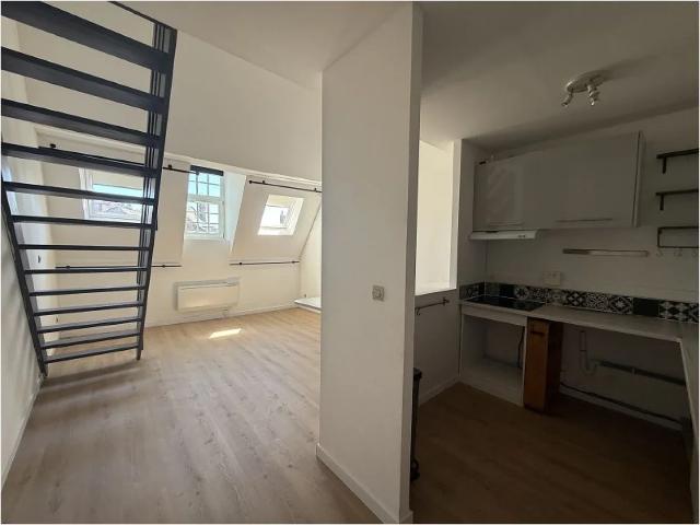 Location Appartement Rue de la Barre, Lille
