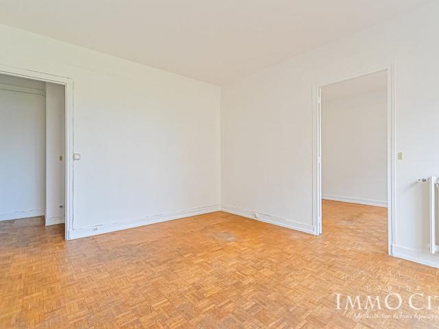 Location Appartement Rue de La Belle Feuille, Boulogne Billancourt