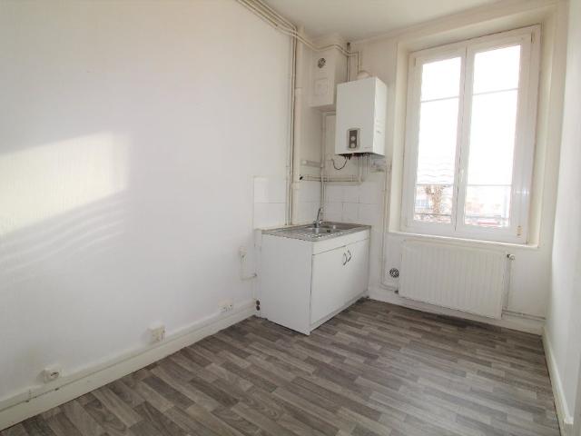 Location Appartement Rue de la Briqueterie, Reims