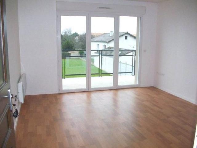 Location Appartement Rue de la Bugellerie, Poitiers