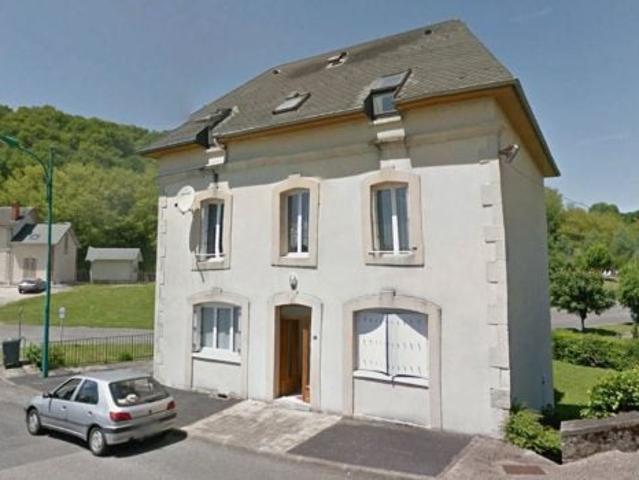 Location Appartement Rue de la Gare, Ydes