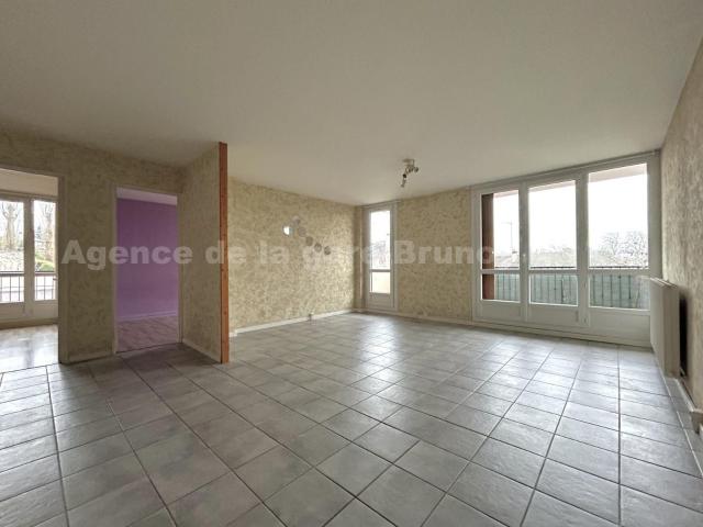 Location Appartement Rue de la Gare, Brunoy