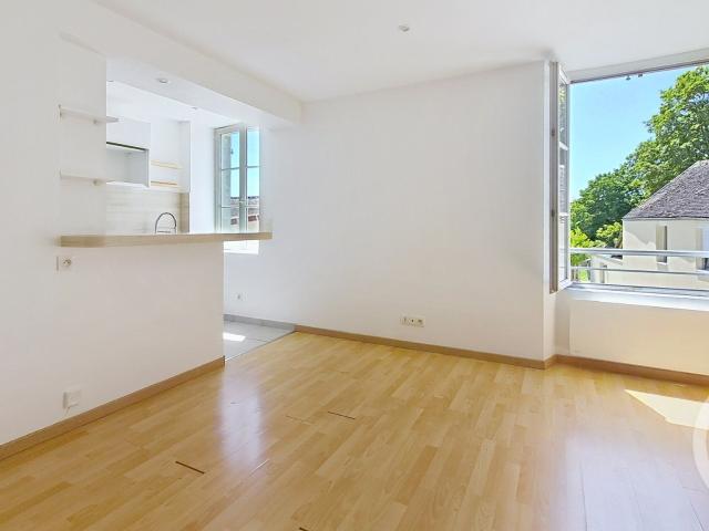 Location Appartement Rue de la Gare, La Chapelle la Reine