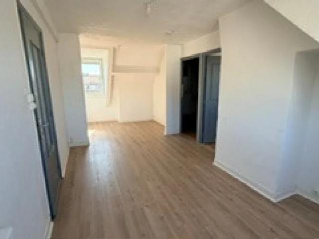 Location Appartement Rue de la Gare, Merris