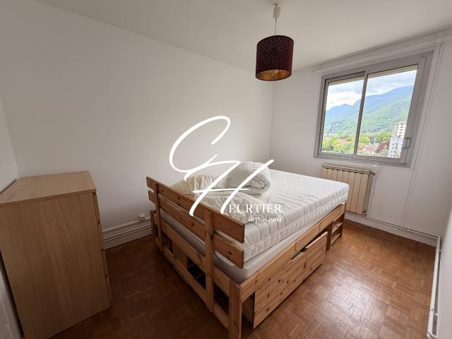Location Appartement Rue de la Gare, Saint Égrève