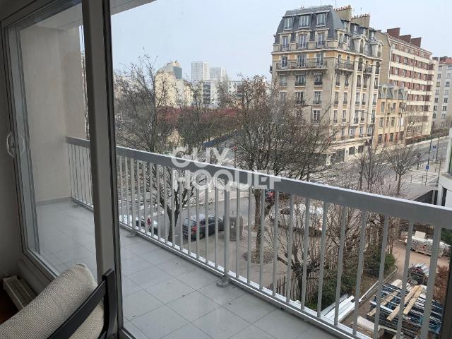 Location Appartement Rue de la Fontaine à Mulard, Paris