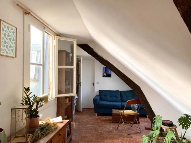 Location Appartement Rue de la Fontaine au Roi, Paris