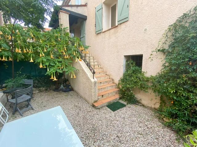 Location Appartement Rue de la Fontaine, La Roquette sur Siagne