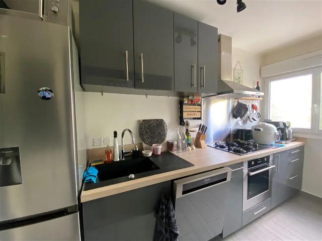 Location Appartement Rue de la Fontaine Saint Germain, Châteauroux