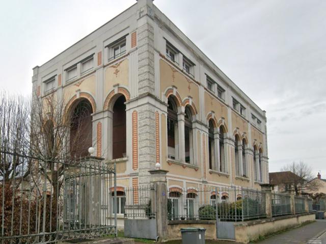 Location Appartement Rue de la Fontaine Saint Germain, Châteauroux