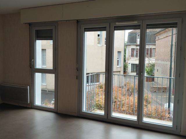 Location Appartement Rue de la Fraternité, Moulins