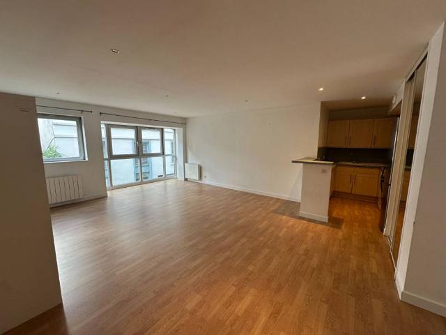 Location Appartement Rue de la Halloterie, Lille