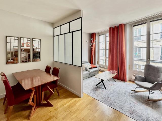 Location Appartement Rue de la Harpe, Paris