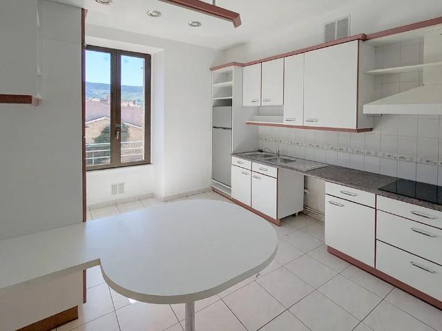 Location Appartement Rue de la Liberté, Millau