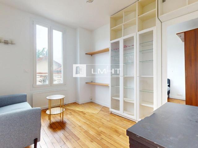 Location Appartement Rue de la Liberté, Suresnes