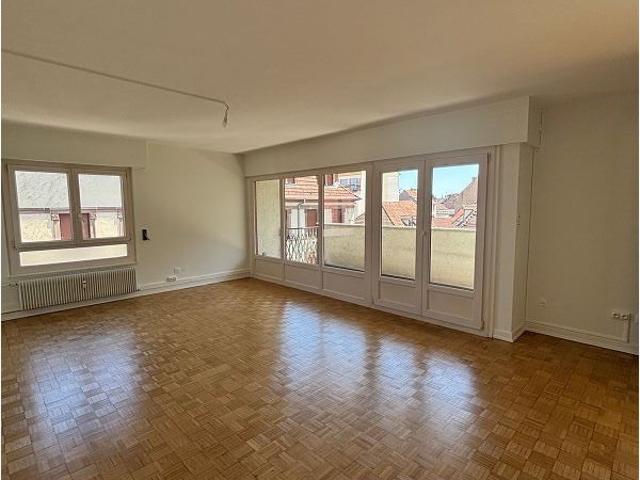 Location Appartement Rue de la Libération, Strasbourg