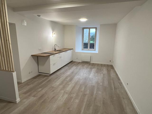 Location Appartement Rue de la Madeleine, Châteaugiron
