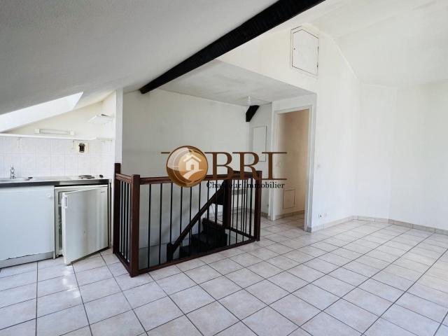 Location Appartement Rue de la Magnanerie, Grenoble