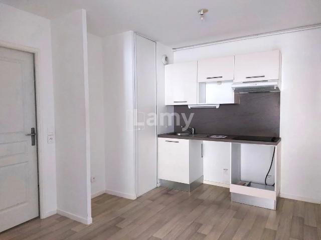 Location Appartement Rue de la Maison Plate, Olivet