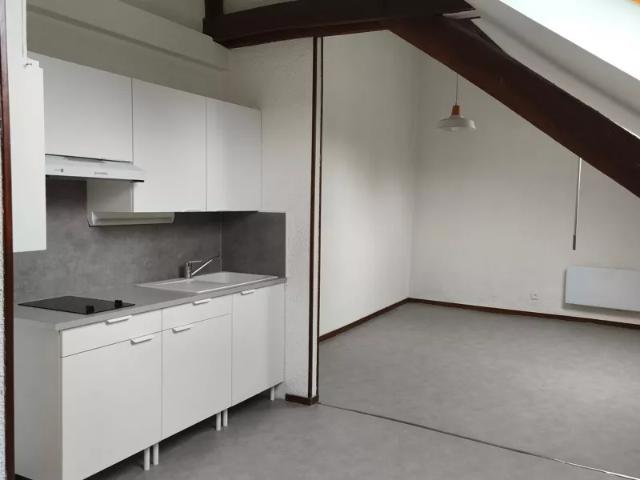 Location Appartement Rue de la Mairie, Bussières