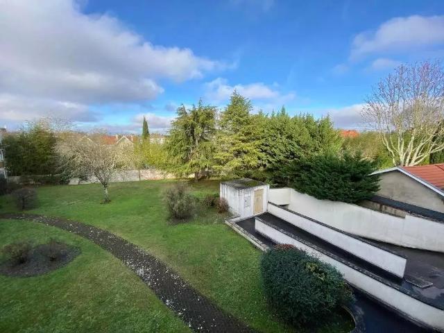Location Appartement Rue de la Médoquine, Talence