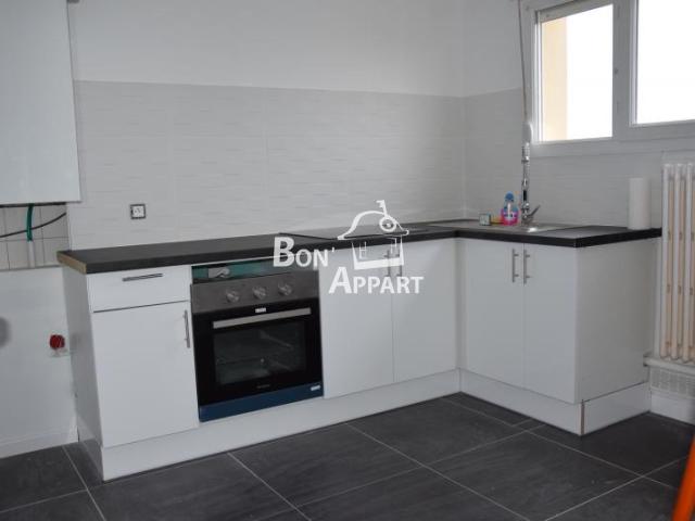 Location Appartement Rue de la Nouvelle Goulotte, Moutiers