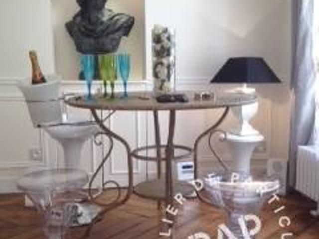 Location Appartement Rue De La Néva, Paris