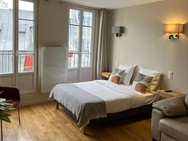 Location Appartement Rue de la Sorbonne, Paris