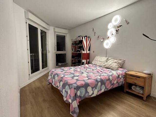 Location Appartement Rue de la Santé, Paris