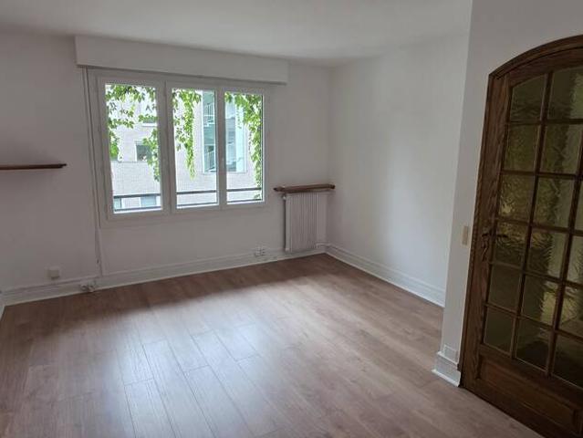 Location Appartement Rue de la Santé, Paris