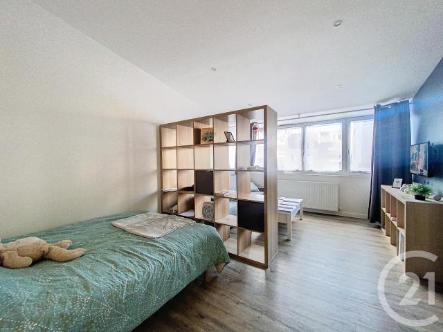 Location Appartement Rue de la Scellerie, Tours