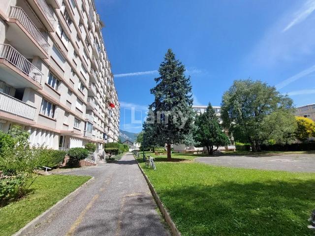 Location Appartement Rue de la Station Ponsard, Grenoble