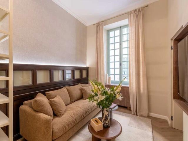 Location Appartement Rue de la Poissonnerie, Nice