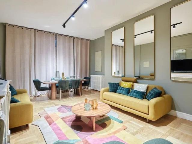 Location Appartement Rue de la Pompe, Paris