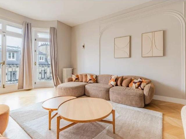 Location Appartement Rue de la Pompe, Paris