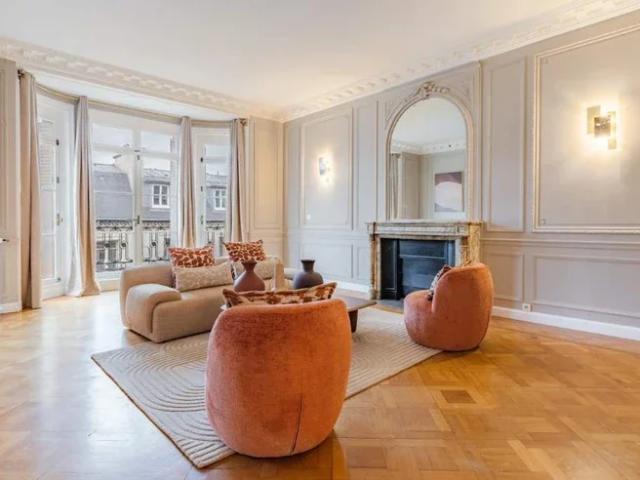 Location Appartement Rue de la Pompe, Paris