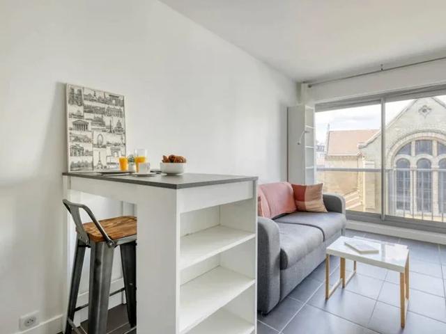 Location Appartement Rue de la Pompe, Paris