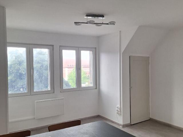 Location Appartement Rue de la Poste, Valenciennes