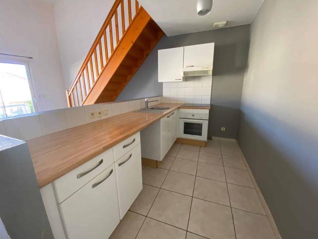 Location Appartement Rue de la Pépinière Robin, Perpignan